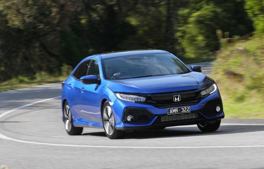  Honda Civic VTi-LX Hatchback 2017 года  (AU) (фото 2 из 40)
